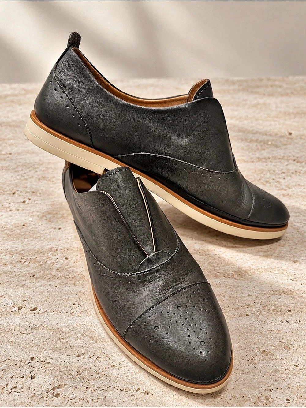 Pikolinos Royal W4D-4739 Black Slip-On Shoes